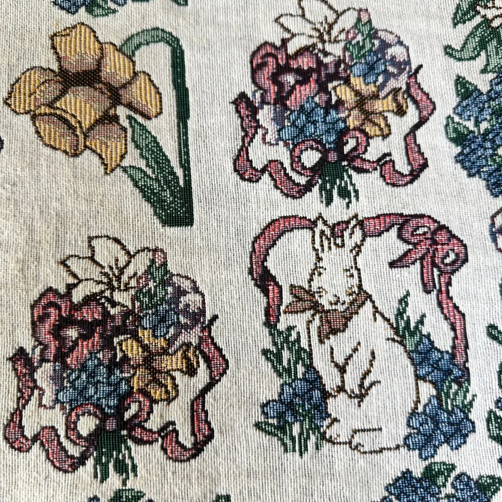 Spring Floral Table Runner‎ Woven Tapestry Bee Rabbit Daffodil Decor
